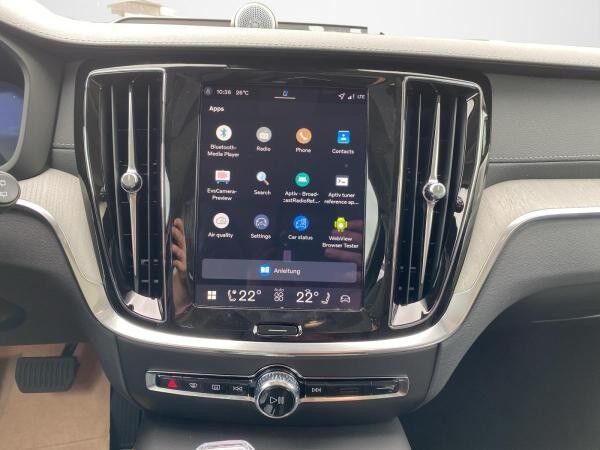 Volvo V60 T8 Ultra Dark Premium Paket AHK Bowers