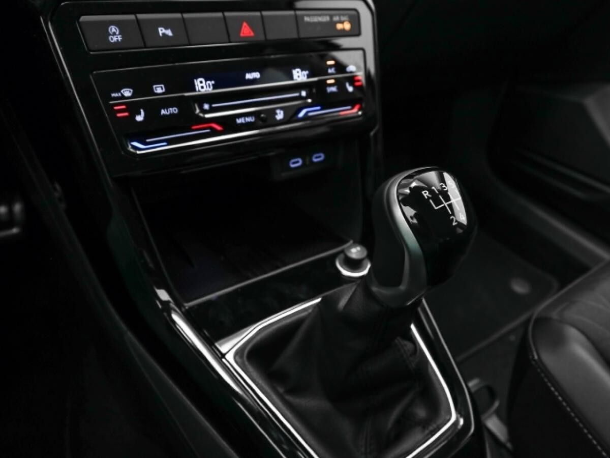 Volkswagen T-Cross GOAL 1.0 TSI AHK Ganzjahresreifen