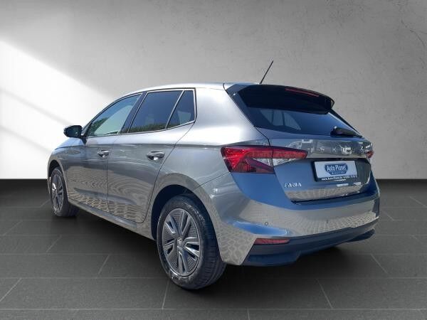 Skoda Fabia Skoda Fabia 1.0 Tour*GEWERBE*SOFORT* incl.2xPDC l Bi-LED l CAM l SHZ l Tel l KESSY*