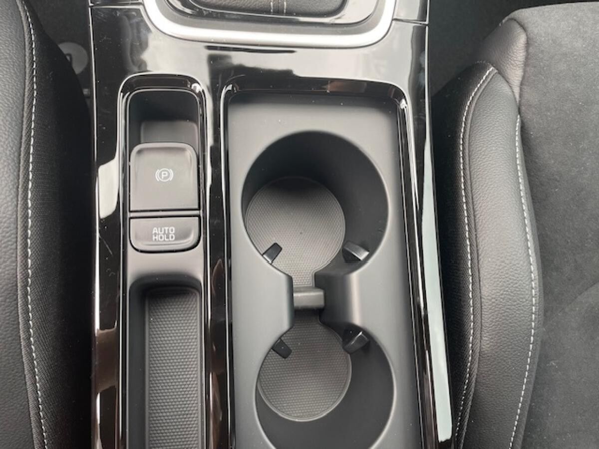 Kia Ceed SW 1.5T DCT7 GTL Technik Leder Glasdach