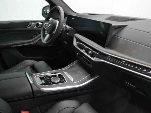 BMW X5 30d xDrive, "M Sport Pro", AHK, Drv. Ass., Park. Ass. Prof., H/K, Pano, uvm.