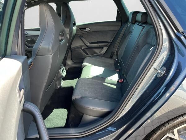 Cupra Leon Sportstourer 1.5 eTSI DSG / Pano / Sennheiser / Matrix LED / Memory uvm.