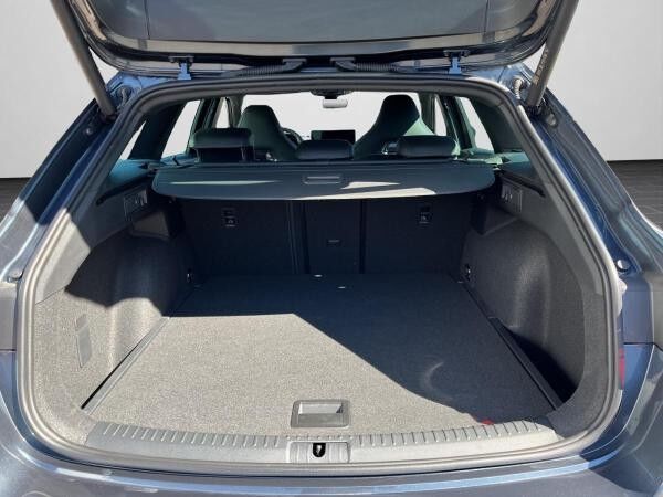 Cupra Leon Sportstourer 1.5 eTSI DSG / Pano / Sennheiser / Matrix LED / Memory uvm.
