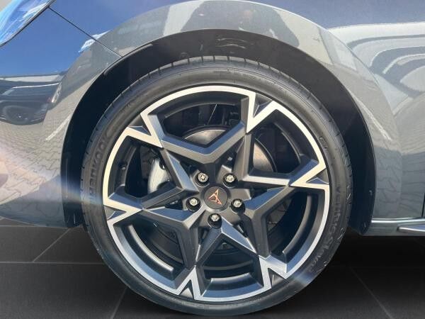 Cupra Leon Sportstourer 1.5 eTSI DSG / Pano / Sennheiser / Matrix LED / Memory uvm.