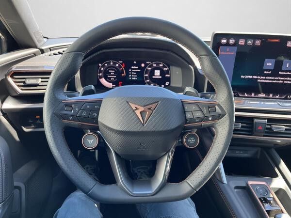 Cupra Leon Sportstourer 1.5 eTSI DSG / Pano / Sennheiser / Matrix LED / Memory uvm.