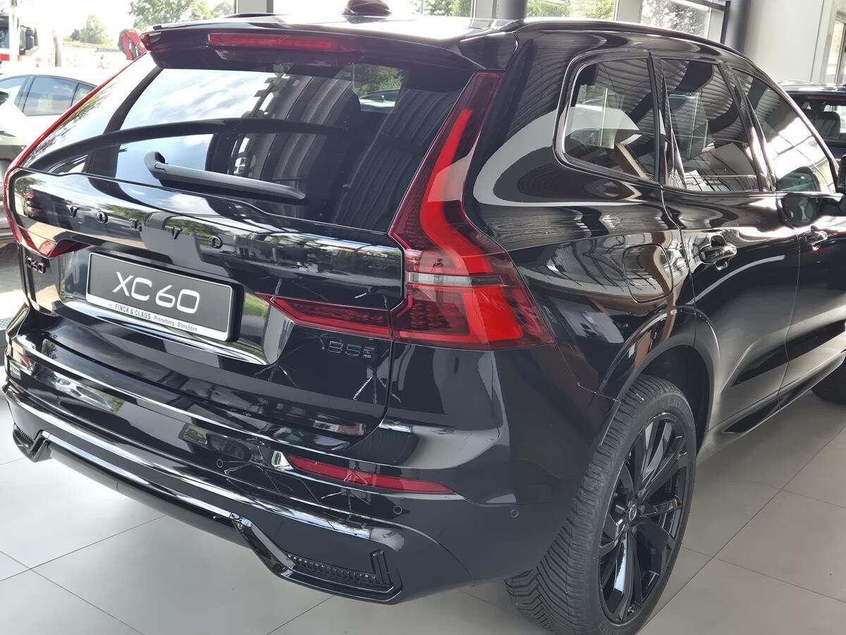 Volvo XC60 Black Edition Plus T6 *sofort verfügbar*