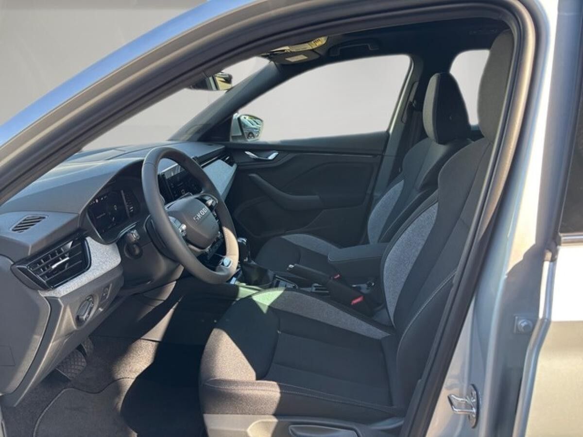 Skoda Scala 1.0 TSI DSG Selection +RFK+AHK+NAVI+PANO+SHZ+