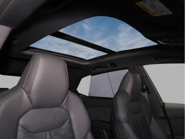 Audi RS Q8 SUV ALW