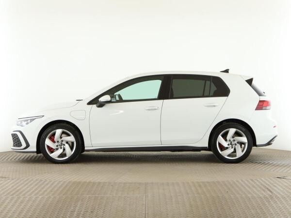 Volkswagen Golf VIII 1.4 GTE *HYBRID*ACC*LED*RFK*Navi*
