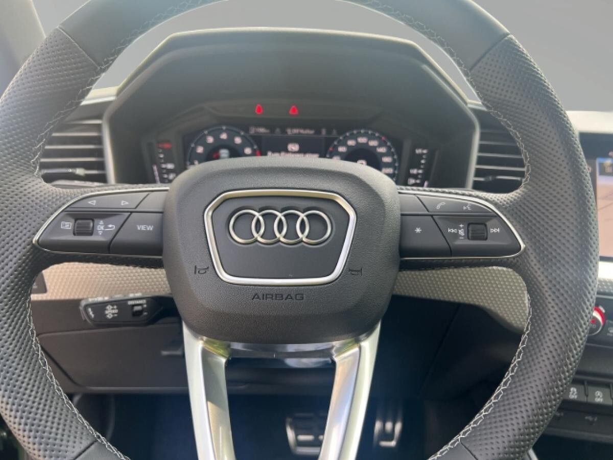 Audi A1 SB S line TFSI (207 PS) tronic MMI 18'' Sonos APS ACC