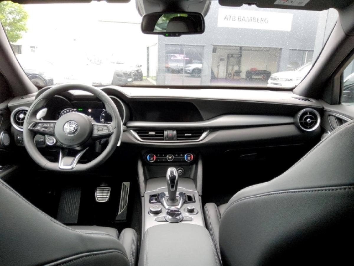 Alfa Romeo Stelvio Gewerbesonderangebot! Veloce Leder + Assist Paket, HK, Pano Sonderlack