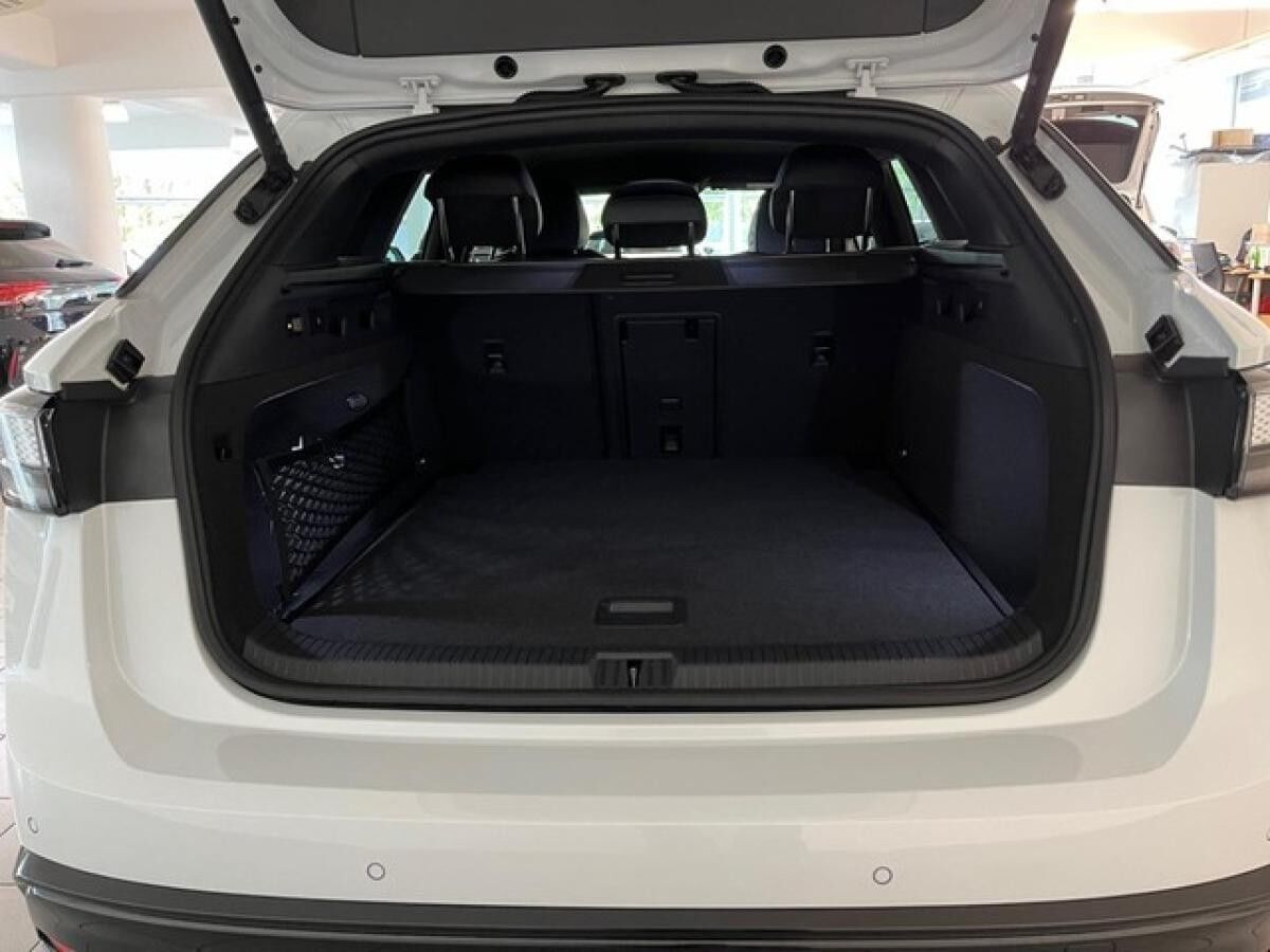 Volkswagen ID.7 Tourer Pro 210 kW - Park Assist Pro Dynamic Light Assist Discover Pro Max