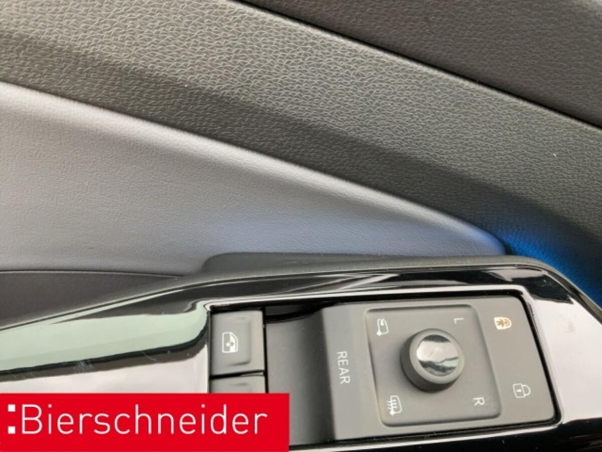 Volkswagen ID.4 Pro Perf AHK PANO MATRIX HuD 360