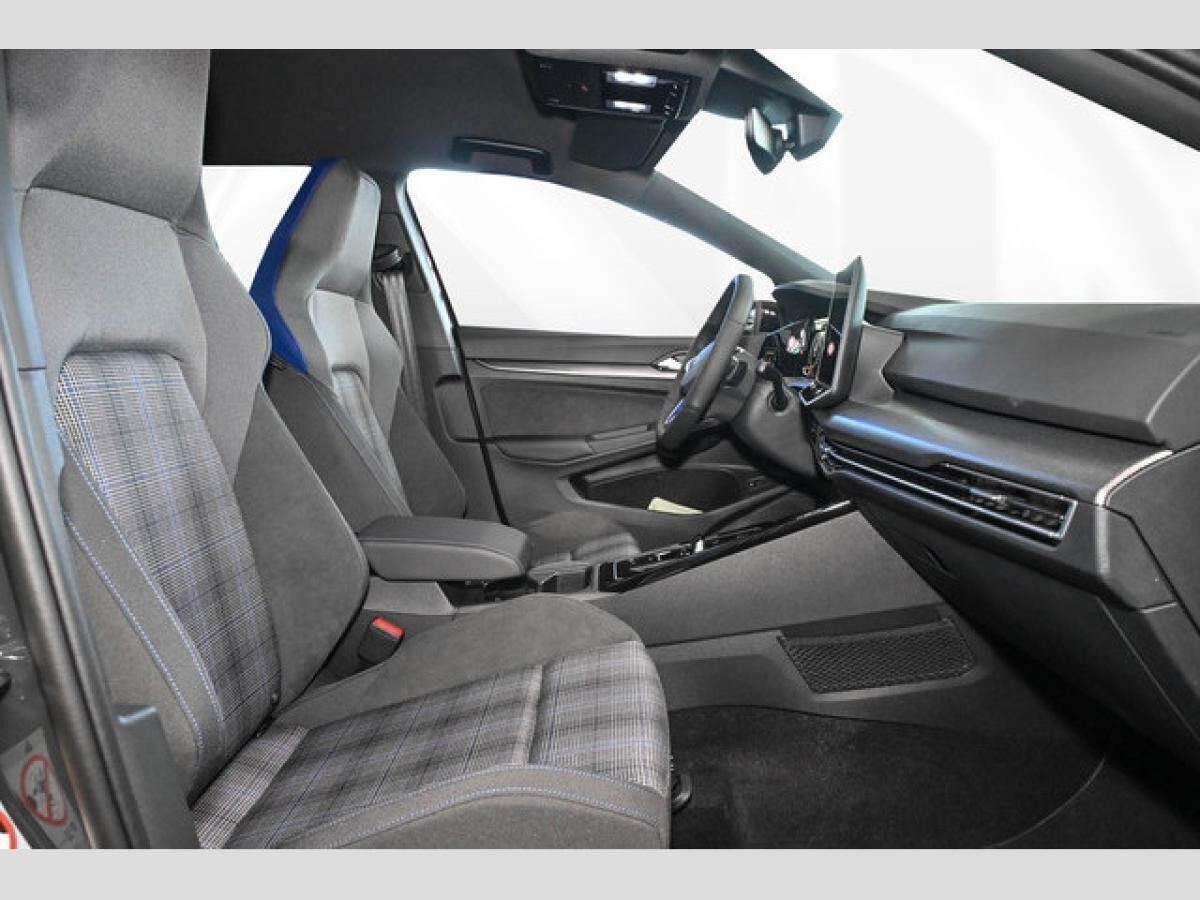 Volkswagen Golf 1.5 eHybrid DSG GTE Black Style