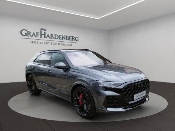 Audi RS Q8 SUV performance