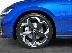 Skoda Superb Combi Sportline 4X4 2.0 TDI DSG Pano AHK MATRIX