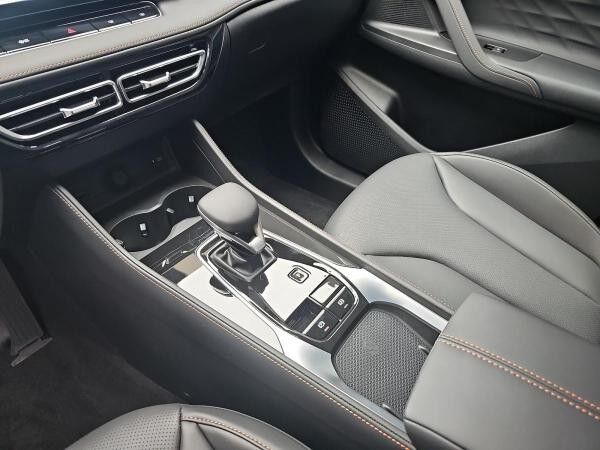 MG HS 1.5 PLUG-IN-HYBRID LUXURY, diverse Farben sofort lieferbar!