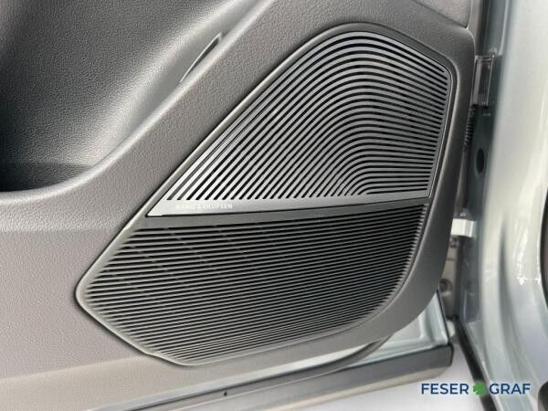 Audi RS Q8 SUV performance RS Sportoffensive