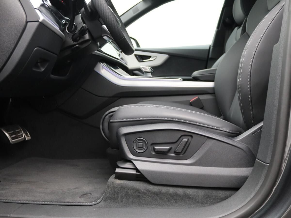 Audi Q8 S-Line 50TDI quattro / Pano, Matrix, AHK, B&O