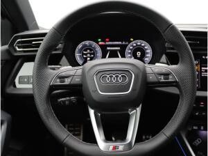 Audi A3 Sportback S-Line 40TFSIe S-tronic / Navi, LED