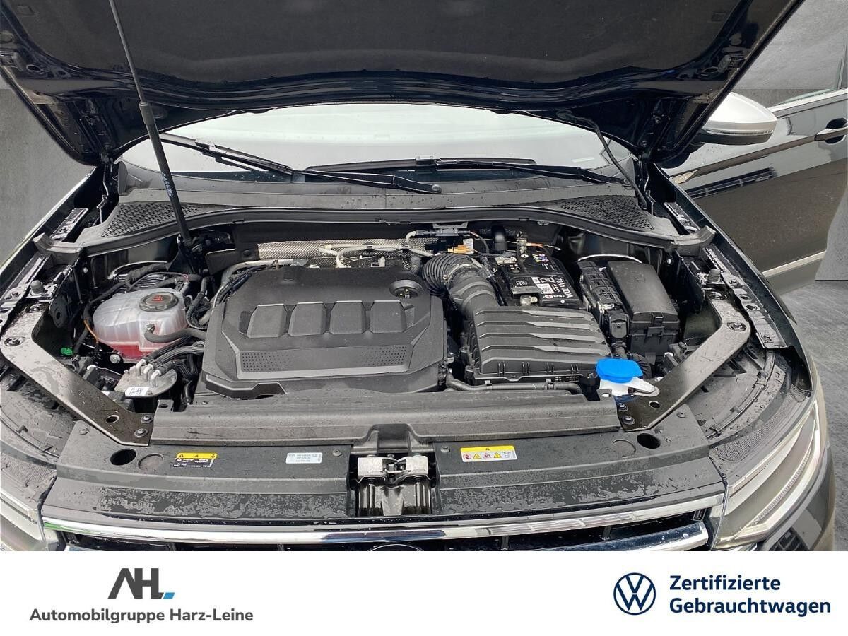 Volkswagen Tiguan Allspace 2.0 TDI Life DSG 7 Sitzer AHK Navi LED ACC RFK
