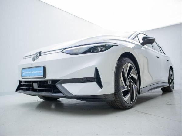 Volkswagen ID.7 Tourer Pro*AHK*AREA*IQ*WÄRMEPUMPE*MASSAGE*