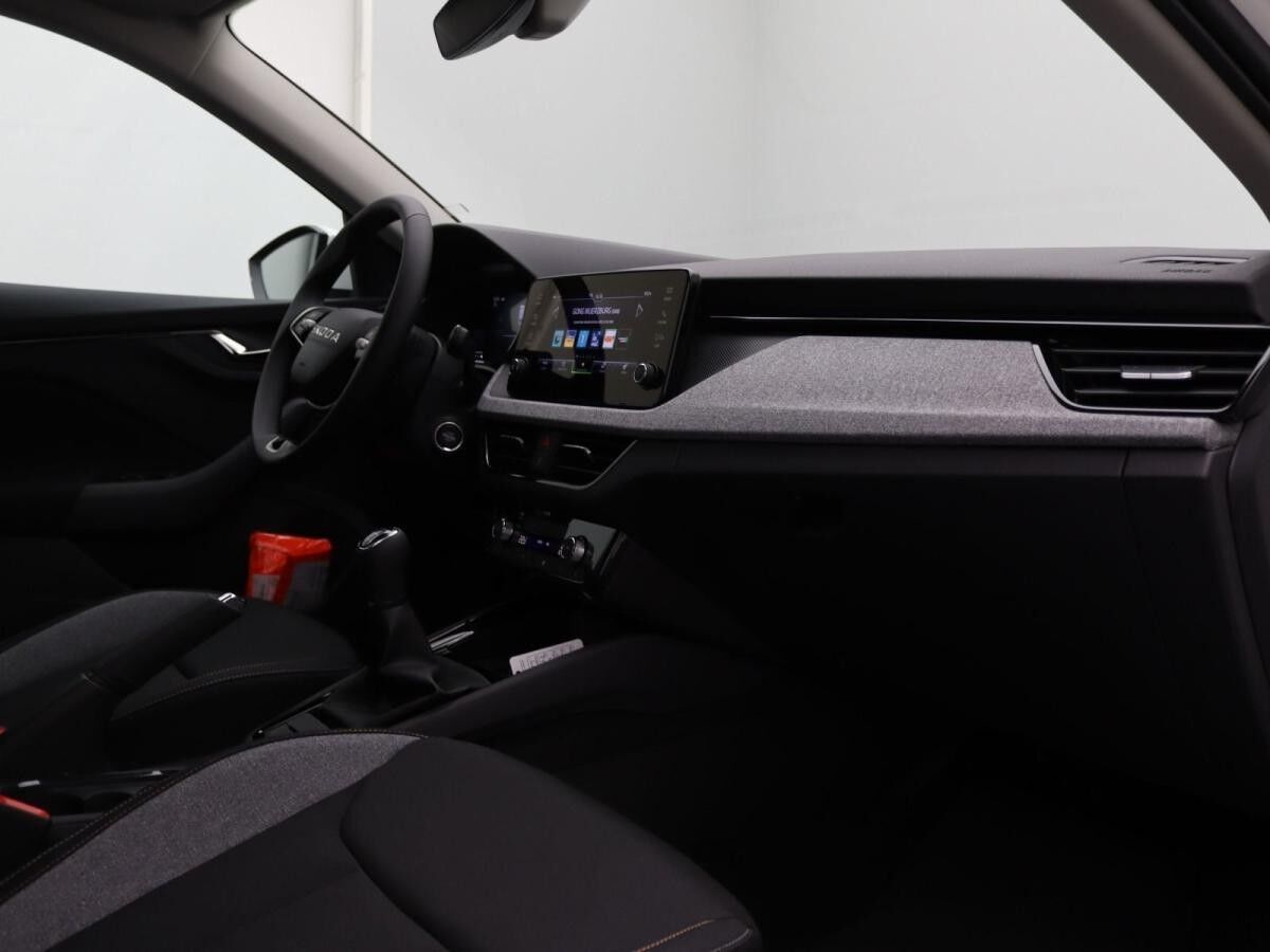 Skoda Scala Selection 1.0 TSI / Matix, RFK, SHZ, PDC