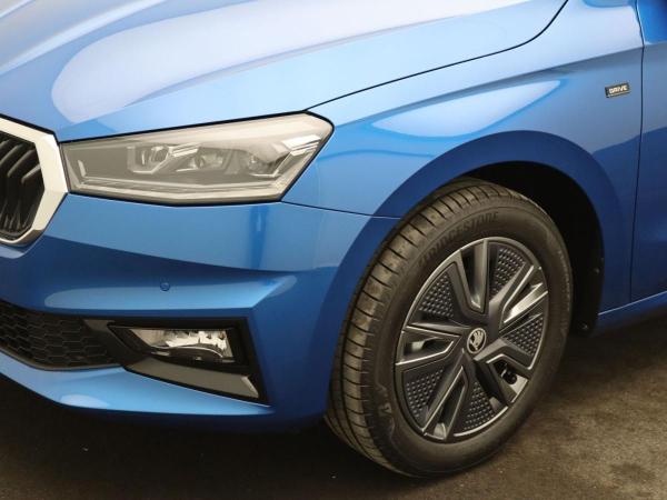 Skoda Fabia Selection 1.0 TSI /LED, Tempomat, RFK, SHZ