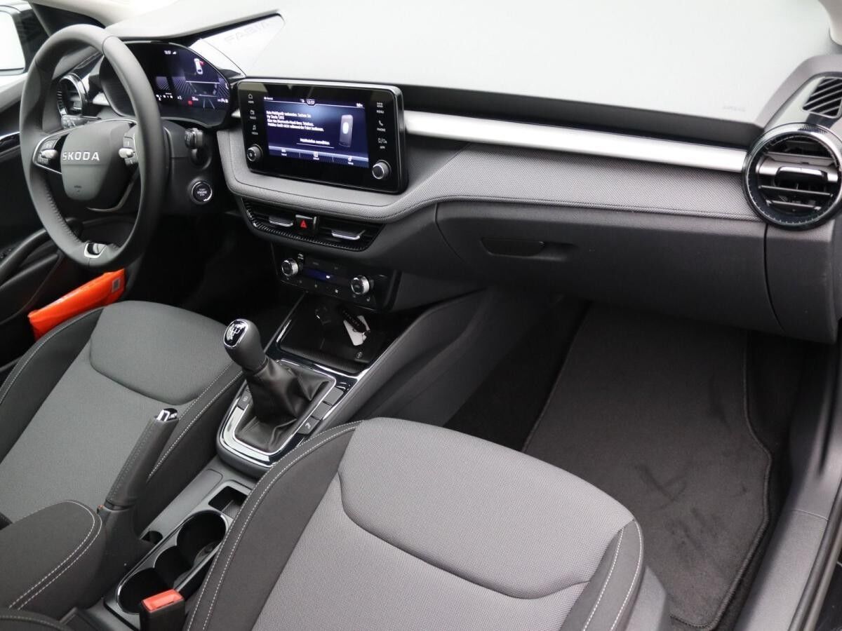 Skoda Fabia Selection 1.0 TSI/ LED, RFK, SHZ, Tempomat