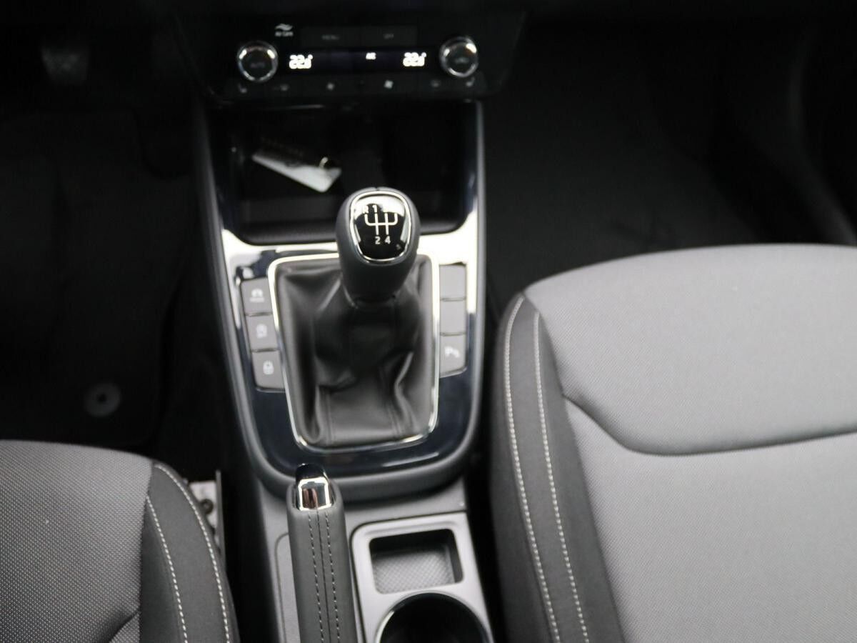 Skoda Fabia Selection 1.0 TSI/ LED, RFK, SHZ, Tempomat