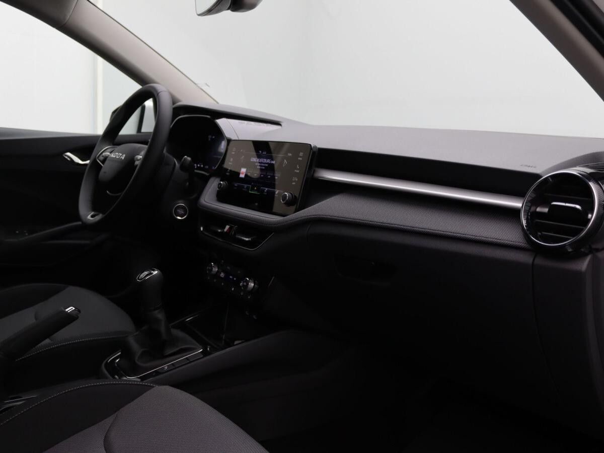 Skoda Fabia Selection 1.0 TSI/ LED, Tempomat, RFK, SHZ