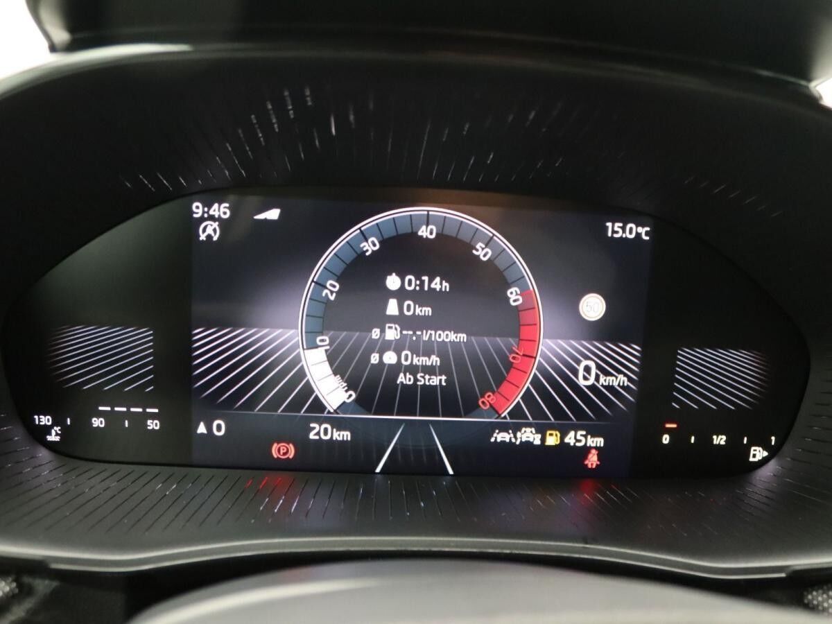 Skoda Fabia Selection 1.0 TSI/ LED, Tempomat, RFK, SHZ