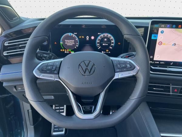 Volkswagen Tiguan R-Line 1.5 eHybrid DSG Navi*AHK*Panorama