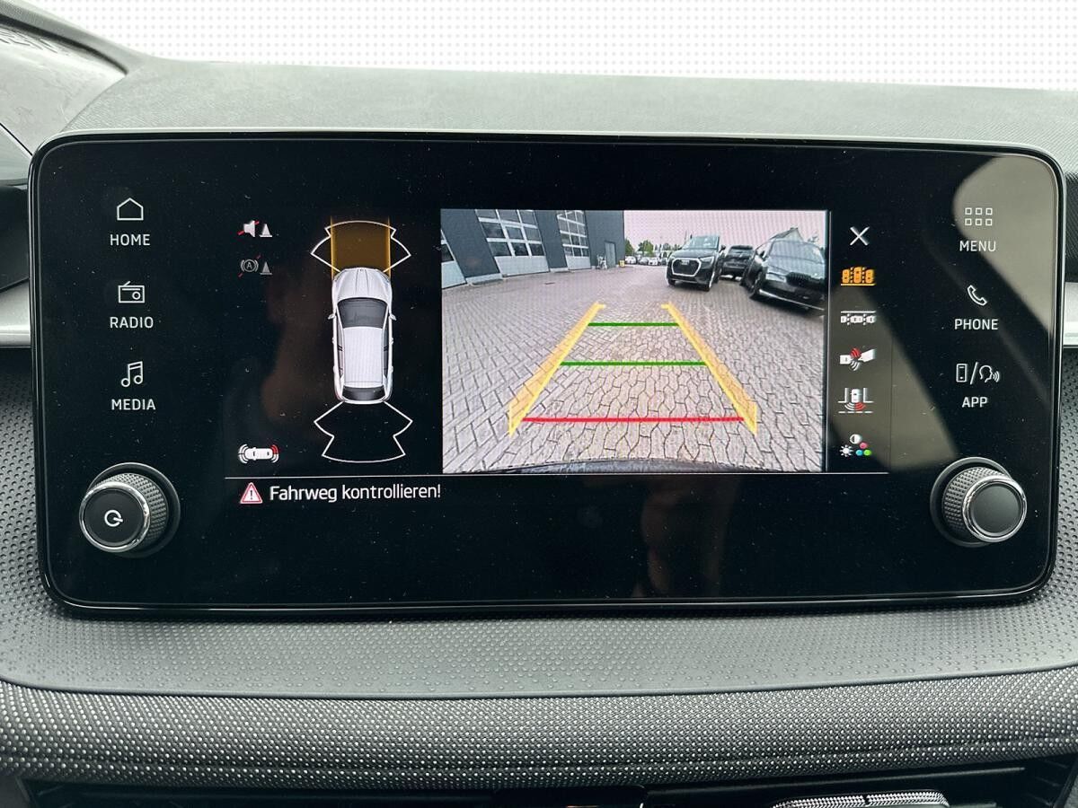 Skoda Fabia Tour Selection KAMERA SUN SET SMARTLINK