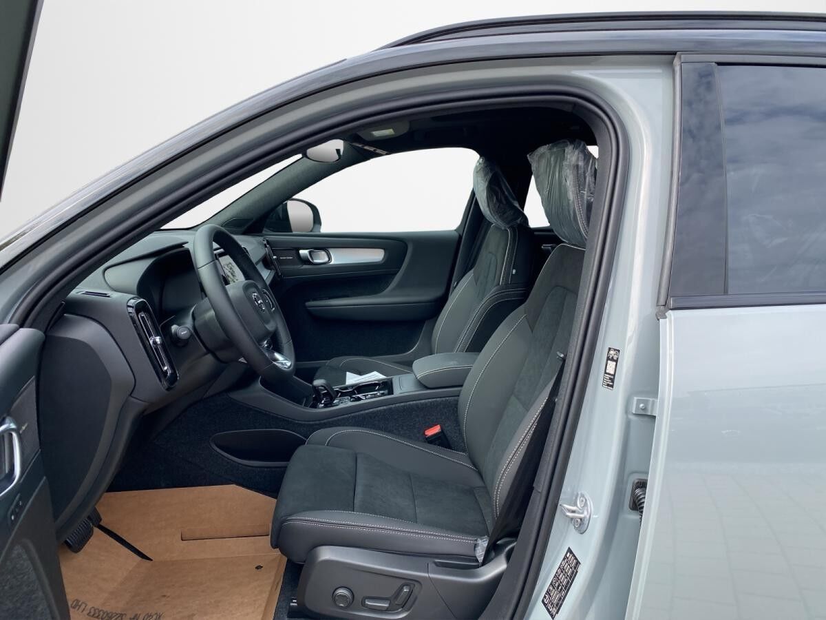 Volvo XC40 Ultra Black Edition ACC+LED+Navi+SD+SHZ