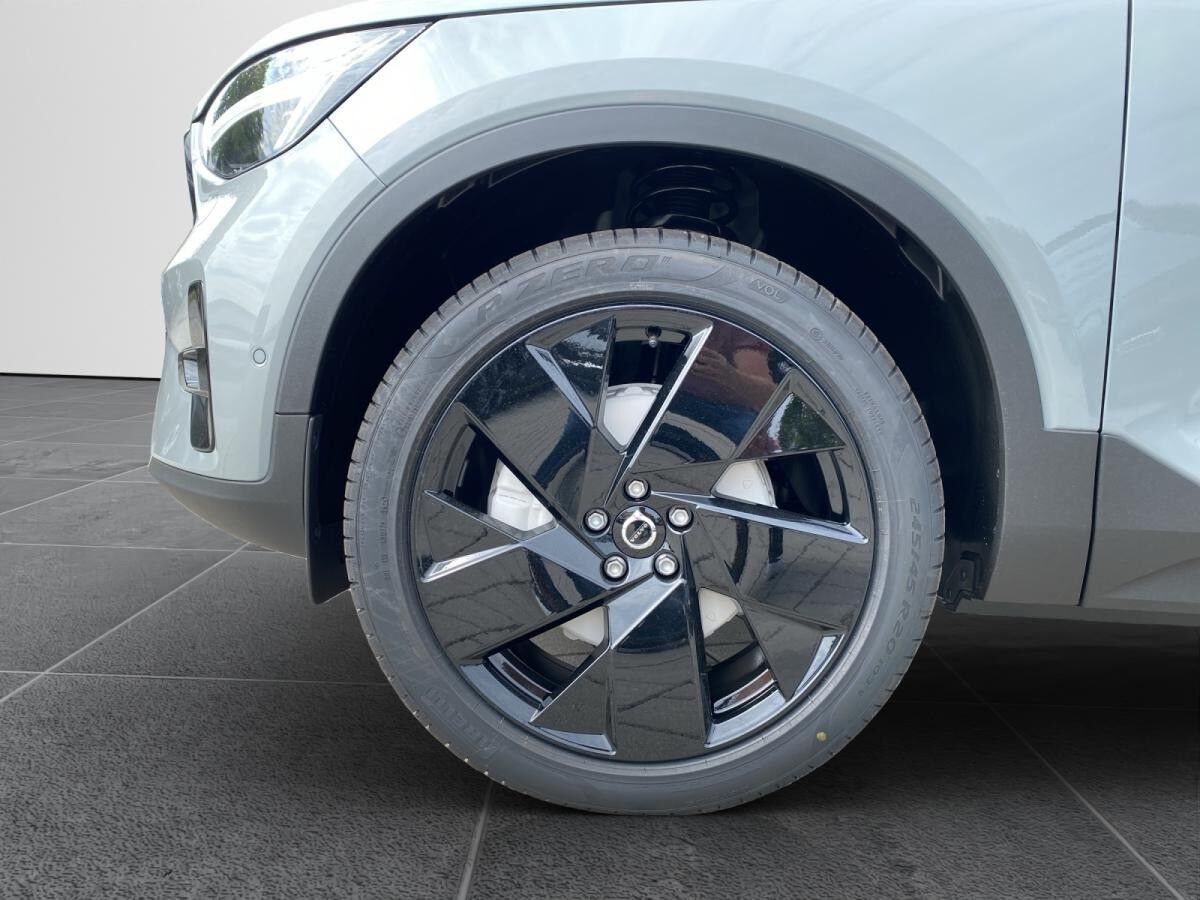 Volvo XC40 Ultra Black Edition ACC+LED+Navi+SD+SHZ