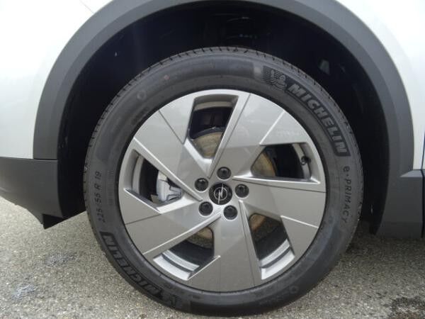 Opel Grandland neues Mod !/ EDITION Plus /KOMFORT-Pak Autom./LED