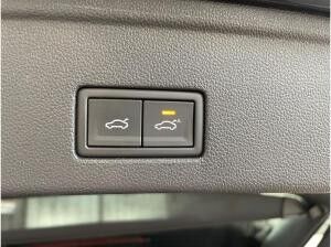 Volkswagen Touareg R-Line 3,0 TDI*DSG*Nav*StHz*360° Kam*Sound*