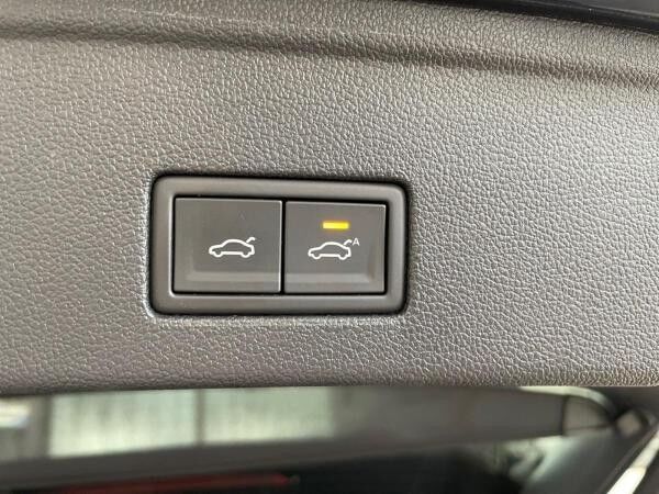 Volkswagen Touareg R-Line 3,0 TDI*DSG*Nav*StHz*360° Kam*Sound*