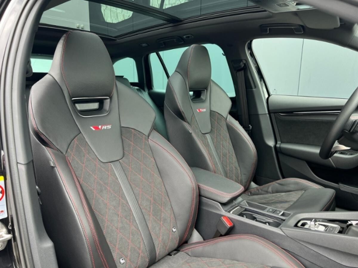 Skoda Octavia Combi RS 2.0 TSI DSG *AHK,Matrix-LED*