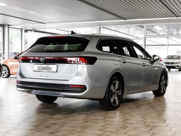 Volkswagen Passat Variant 2,0 TDI DSG Business ACC AHK Navi R-Kamera LED 17"