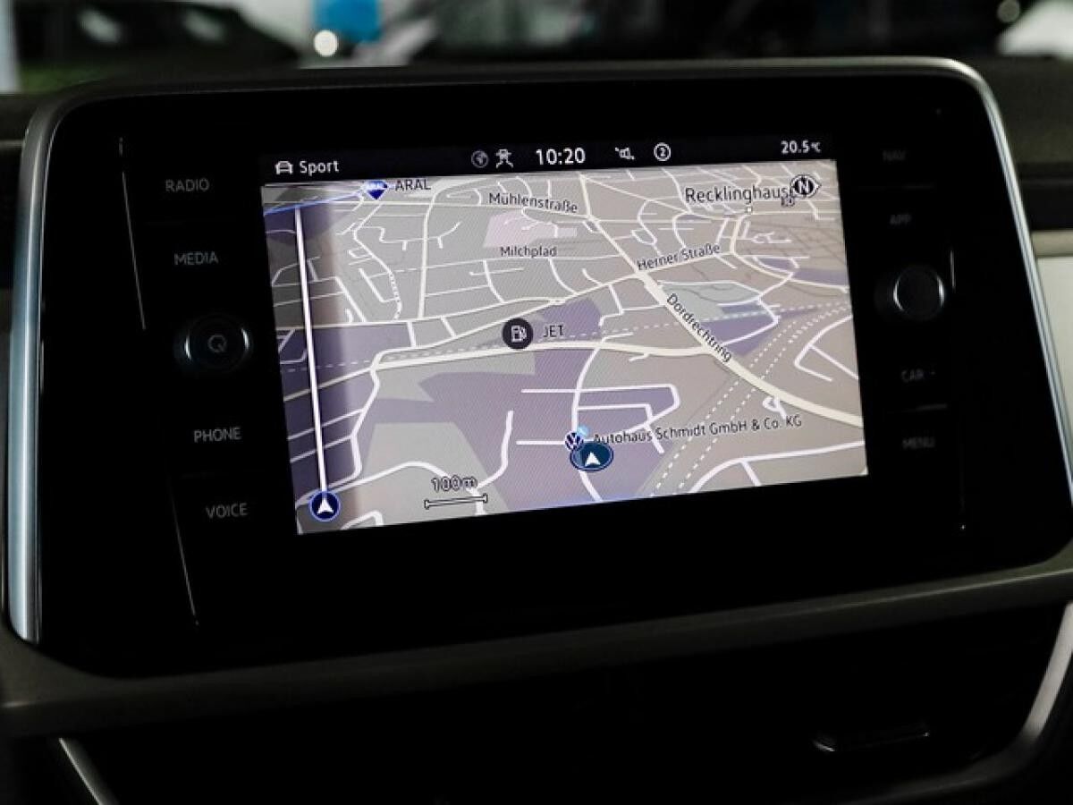 Volkswagen T-Roc 1,5 TSI Move Standheizg ACC LED NaviMedia Parklenk 17"