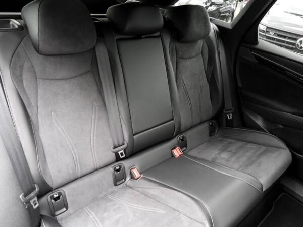 Volkswagen ID.7 Tourer PRO WÄRMEPUMPE AHK 360°CAM ACC LM20