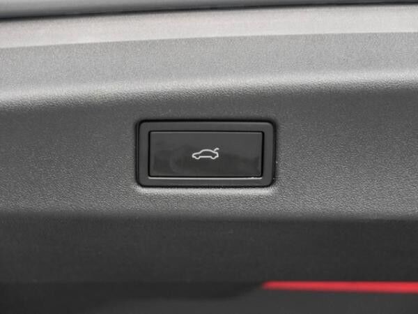 Volkswagen ID.7 Tourer PRO WÄRMEPUMPE AHK 360°CAM ACC LM20