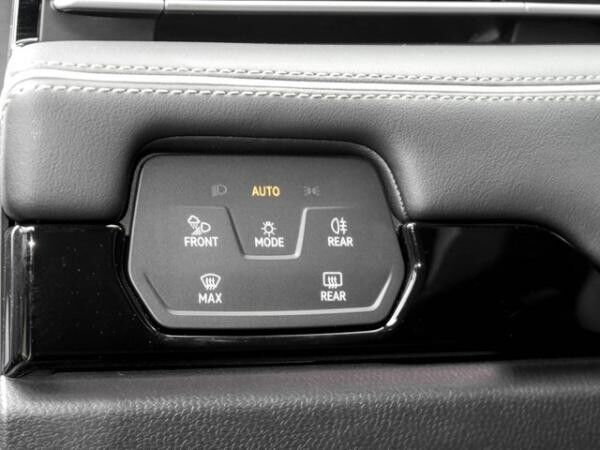 Volkswagen ID.7 Tourer PRO WÄRMEPUMPE AHK 360°CAM ACC LM20