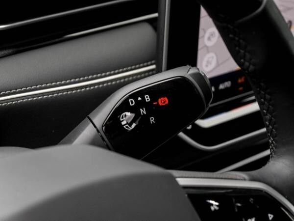 Volkswagen ID.7 Tourer PRO WÄRMEPUMPE AHK 360°CAM ACC LM20