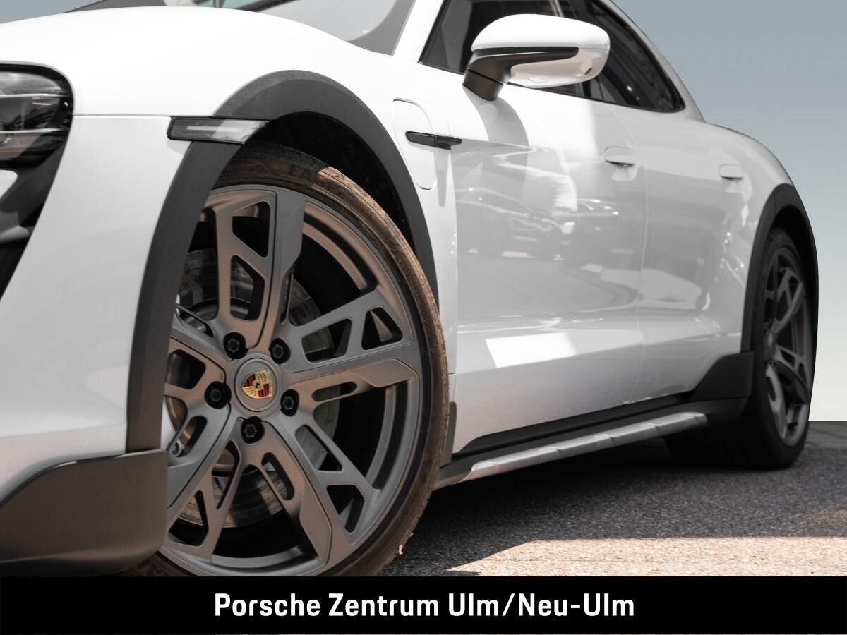 Porsche Taycan Turbo Cross Turismo inkl. Winterräder*Sport Chrono*Sitzbelüftung*InnoDrive