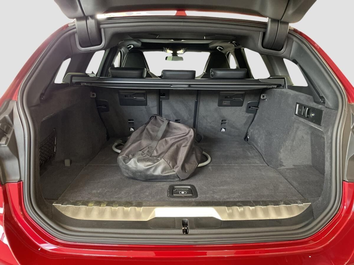 BMW 330 e xDrive Touring M Sport AHK Harman/K Kamera **inkl. Winterräder**