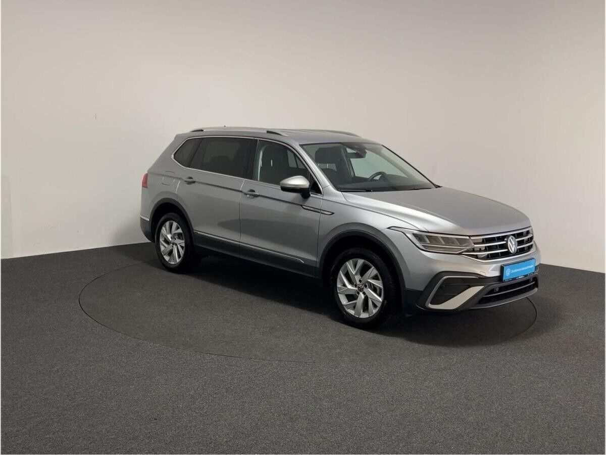 Volkswagen Tiguan Allspace 1.5 TSI DSG Life ACC AHK 4Season Reifen Volkswagen Tiguan Allspace 1.5 TSI DSG Life ACC AHK 4Season Reifen