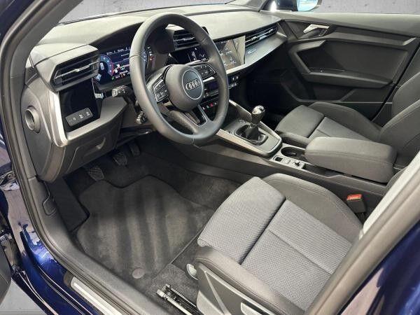 Audi A3 Limousine 35 TFSI advanced *Matrix*Navi*